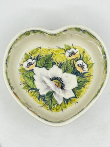 Heart Shaped Container ~ 4.5" ~ L894