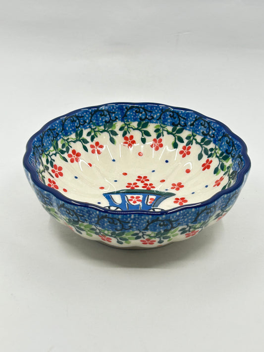 023 ~ Bowl ~ Scalloped ~ 4.5" ~ 2287X - T4*