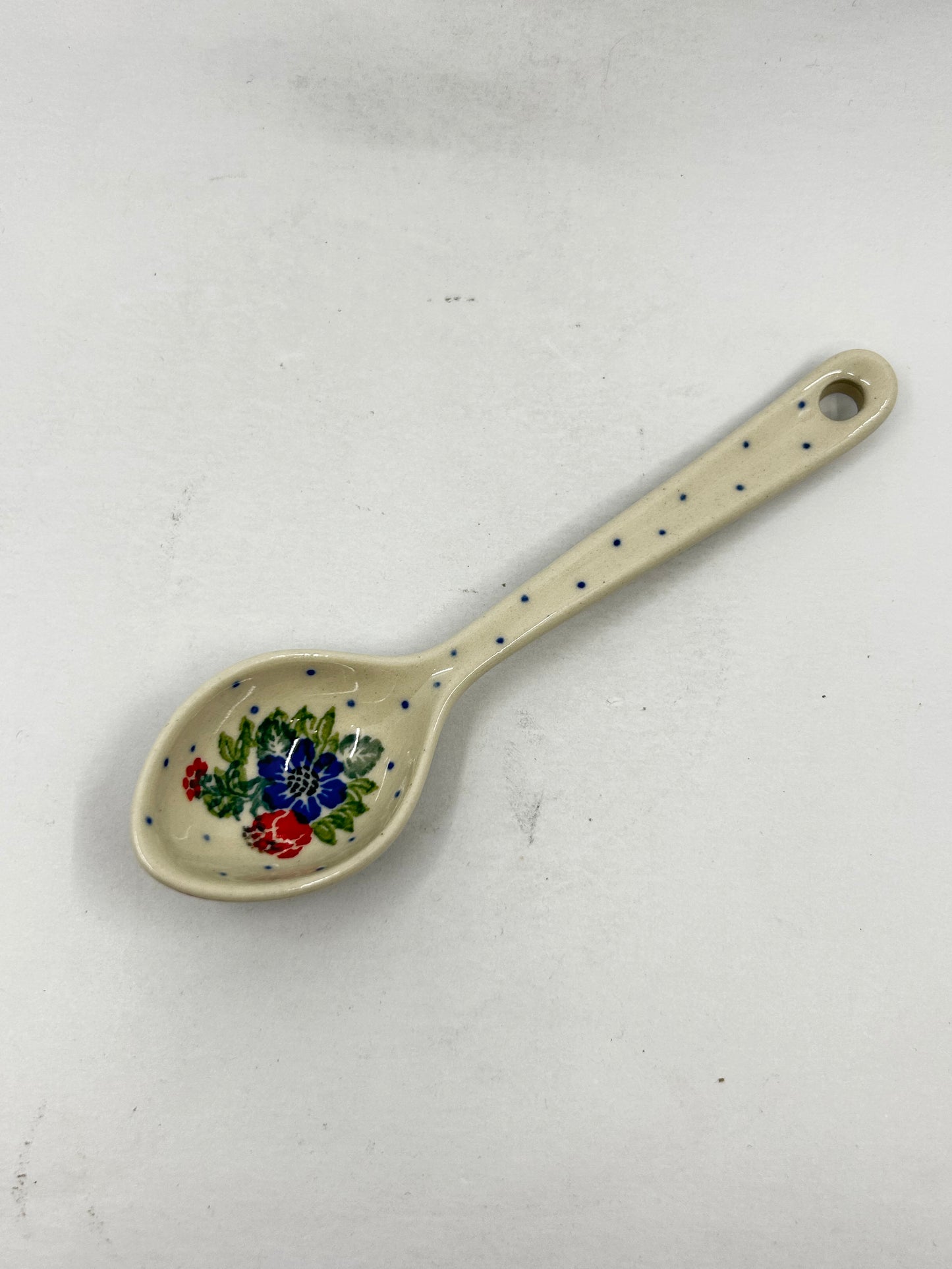 Spoon ~ Medium ~ 1535 - T3*