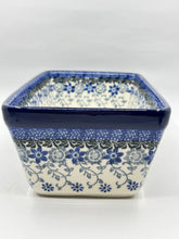 Load image into Gallery viewer, Baker ~ Loaf Pan ~ 8”L x 4.5”W x 3”H ~ 2158X ~ T3*