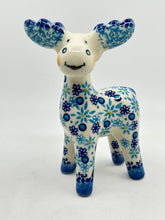 Load image into Gallery viewer, ZW30 Moose Figurine - P-CH1