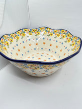 Load image into Gallery viewer, Bowl ~ Wavy Edge ~ Medium ~ 10 inch ~ 2225X ~ T3*