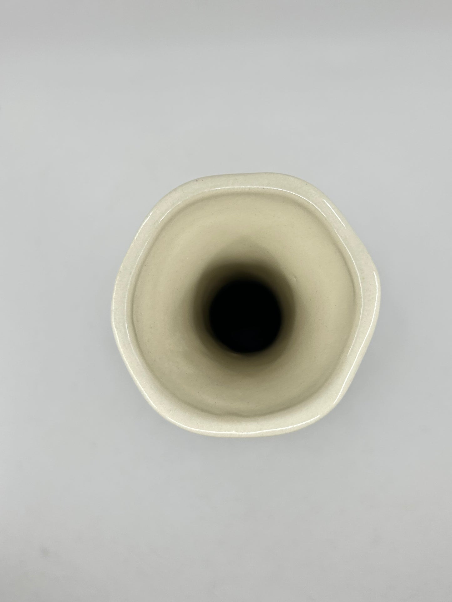 Round Bottom Vase - P-Z7