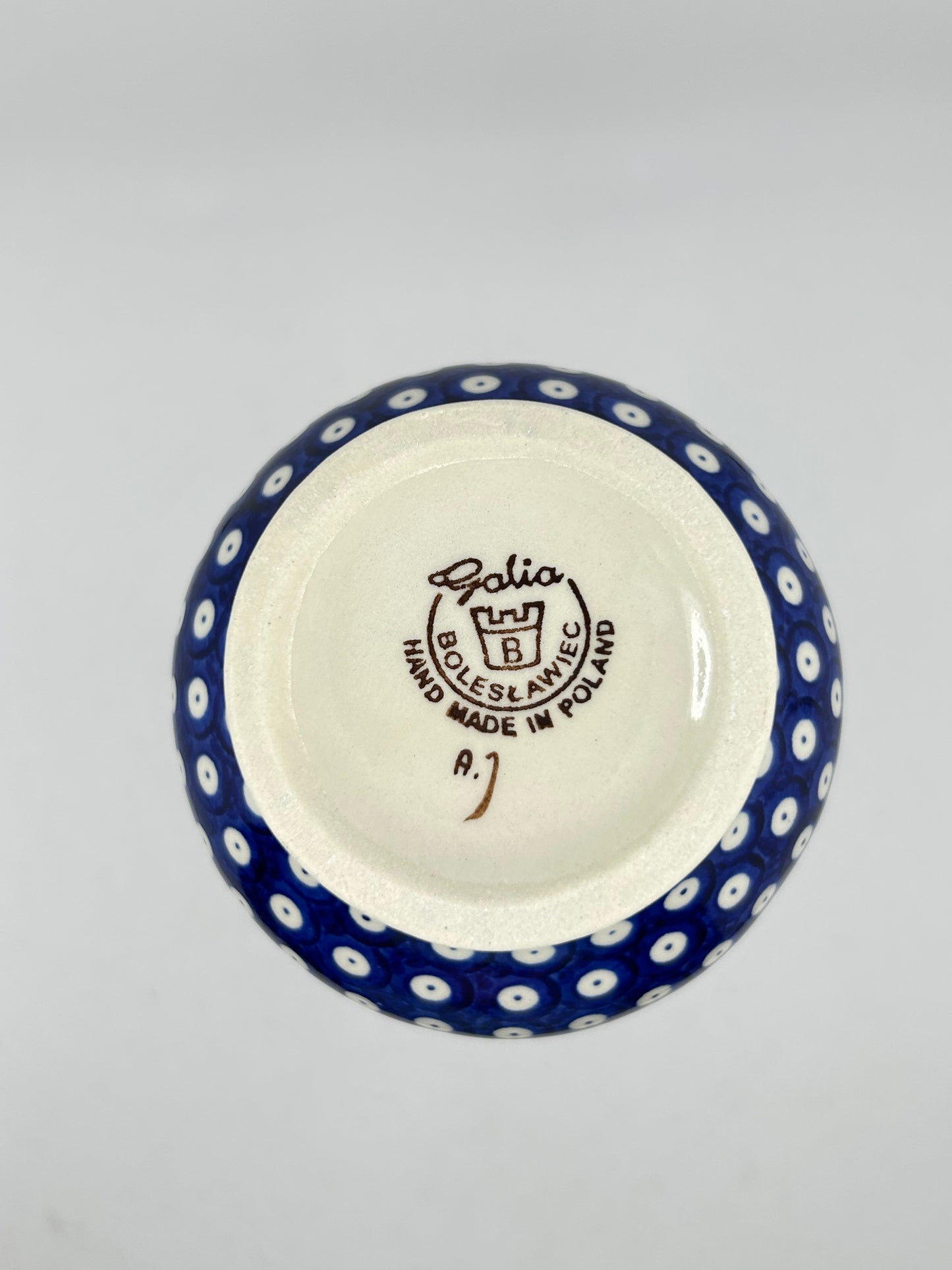 Round Bottom Vase - P-Z7