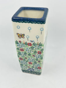 W07 Square Vase U-D1