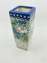 Load image into Gallery viewer, W07 Square Vase A-MK1