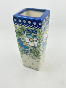 W07 Square Vase A-MK1