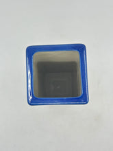 Load image into Gallery viewer, W07 Square Vase A-MK1