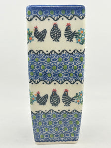 W07 Square Vase U-K3