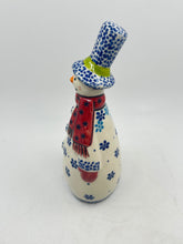 Load image into Gallery viewer, Skinny Snowman - T-023