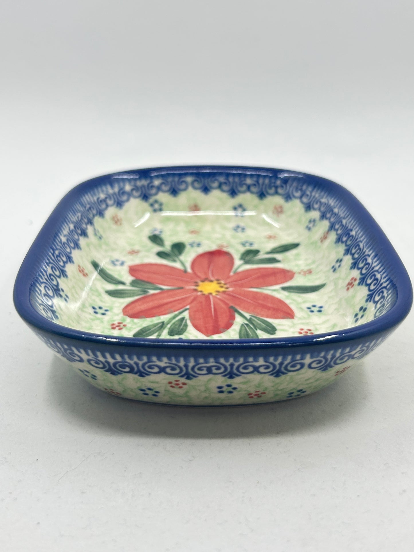 Plate - U-070