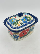 Load image into Gallery viewer, Covered Container ~ 3.25H x 3.5W x 4.5L ~ U5149 ~ U4!