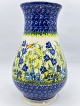 Load image into Gallery viewer, Vase  - A553