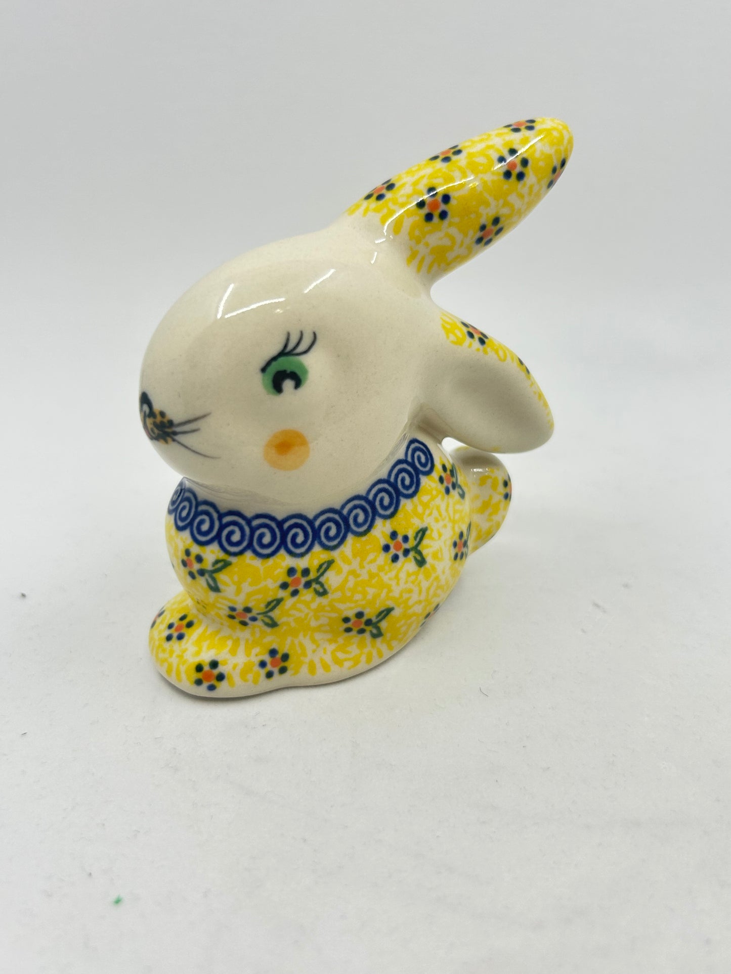 Rabbit Figurine ~ 3.5 inch ~ U-JT