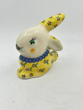 Load image into Gallery viewer, Rabbit Figurine ~ 3.5 inch ~ U-JT