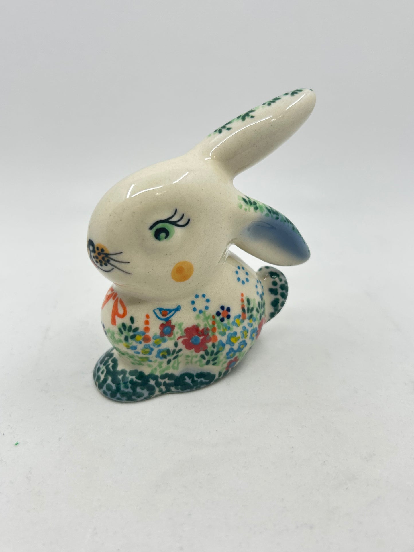 Rabbit Figurine ~ 3.5 inch ~ U-D1