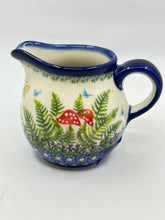 Load image into Gallery viewer, 5 oz Creamer - A1032 - A1