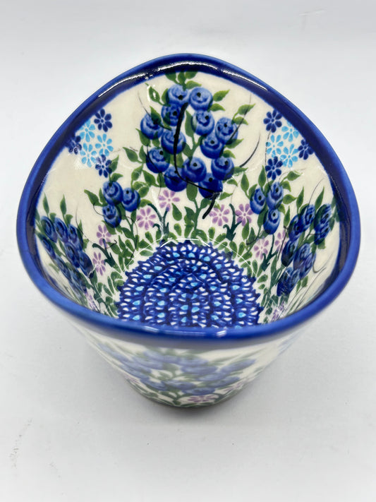 Modern Curved Bowl - U288