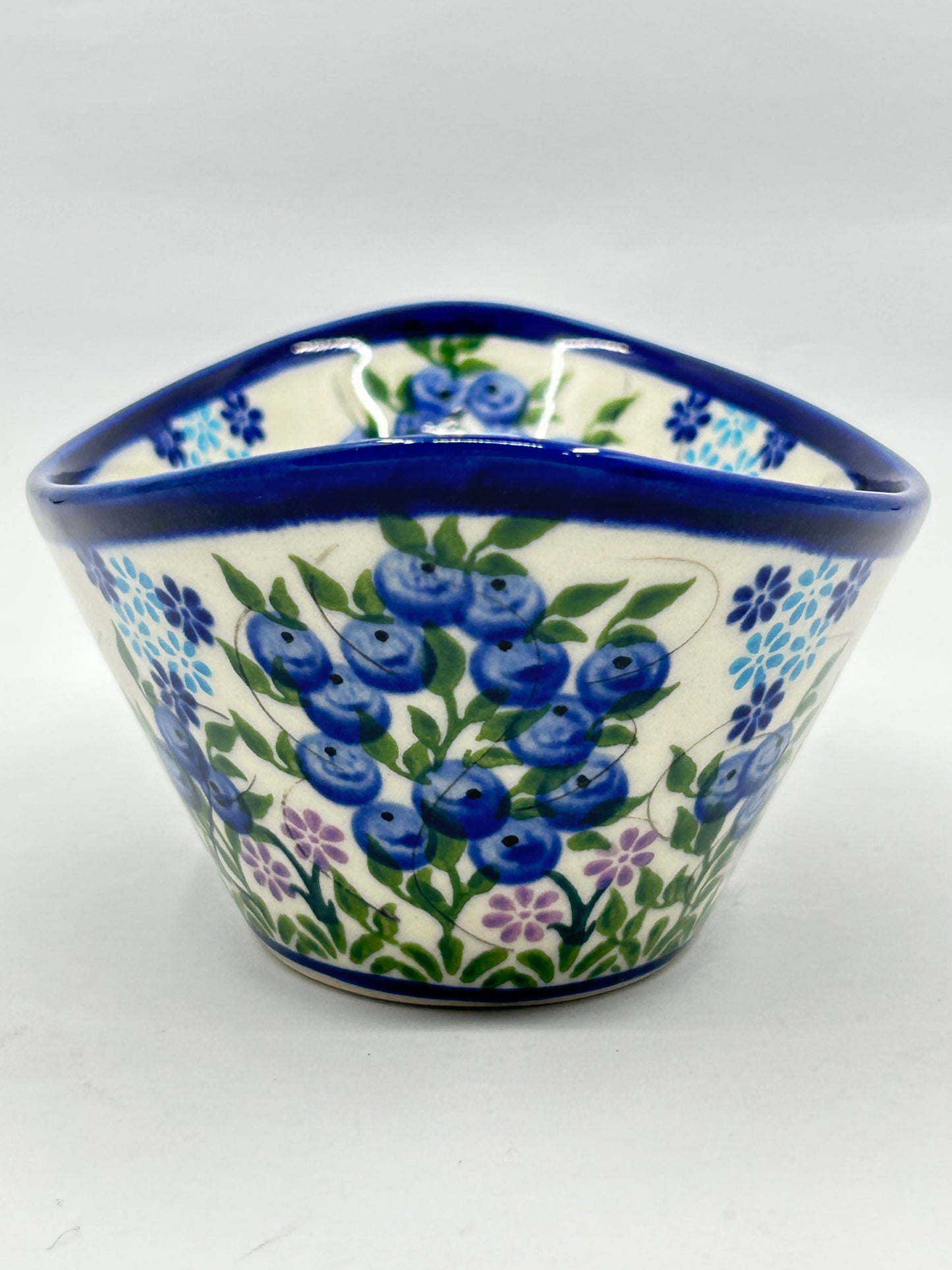Modern Curved Bowl - U288