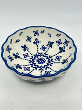 Load image into Gallery viewer, Scalloped Dish - PS20
