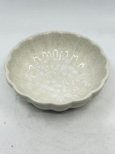 Scalloped Dish - SB02