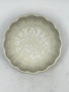 Scalloped Dish - SB02