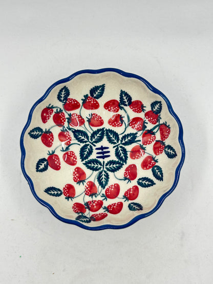 Scalloped Dish - AS70