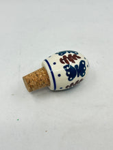 Load image into Gallery viewer, Egg Shaped Wine Stopper - 0NMO