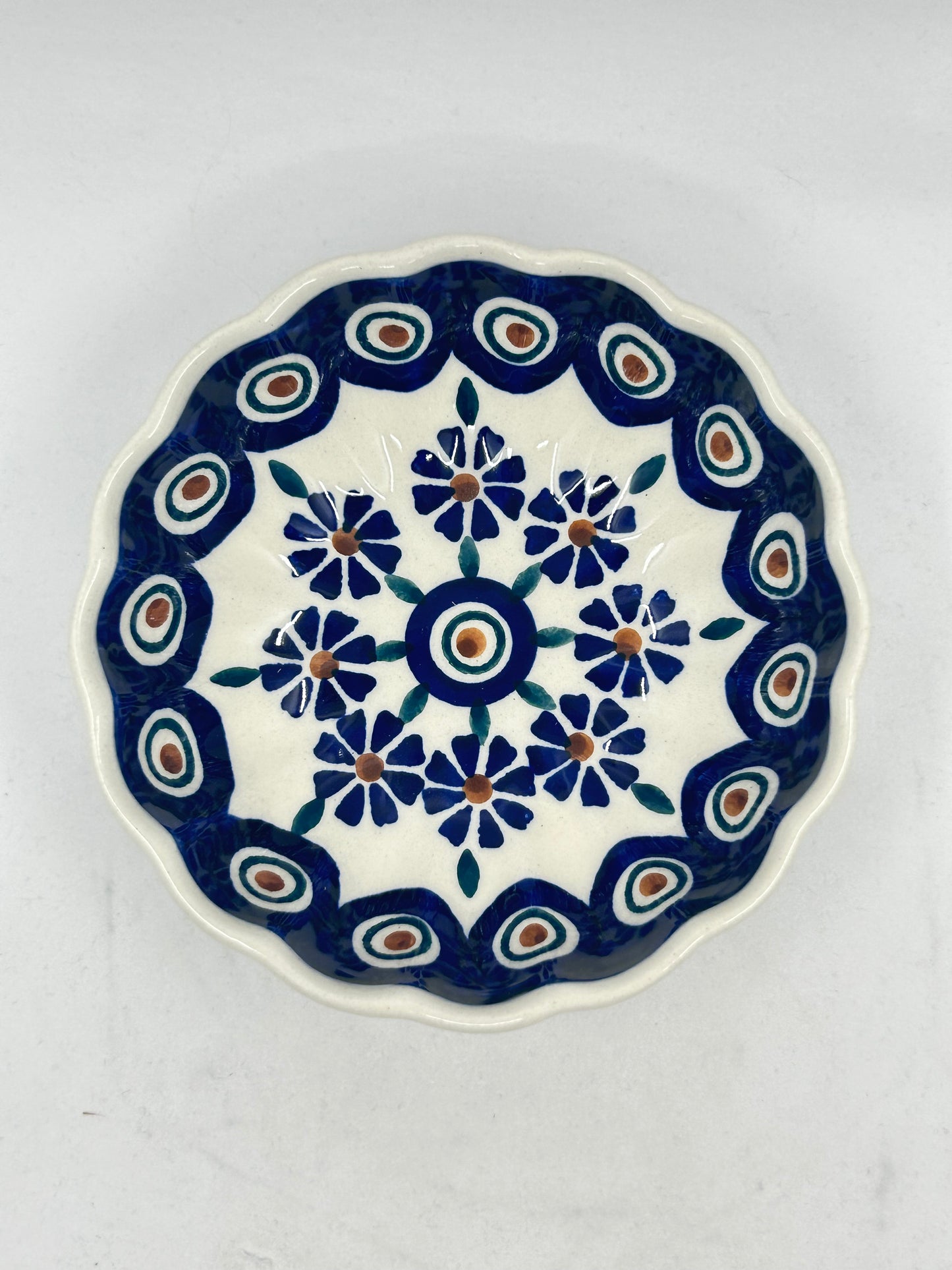 Scalloped Dish - 54KK