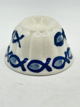 Load image into Gallery viewer, Mini Jelly Mould - FISH