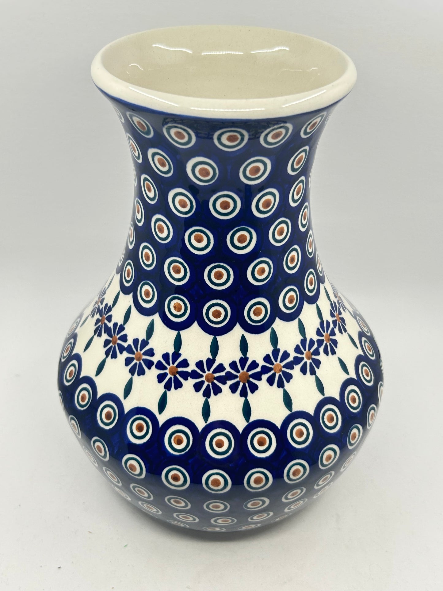 Second Quality Medium Vase  - 54KK