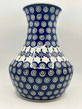 Load image into Gallery viewer, Medium Vase  - 54KK