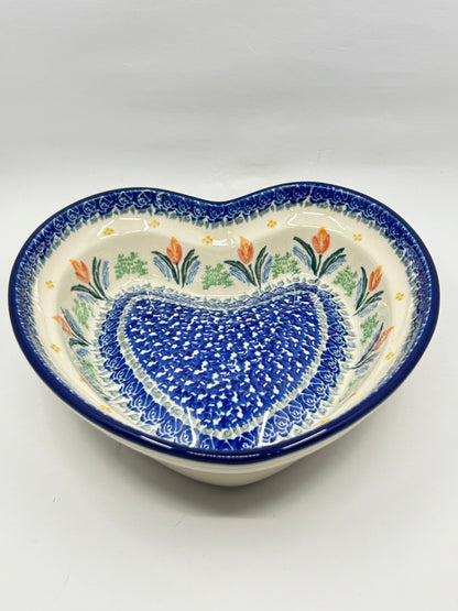 Bowl ~ Heart ~ 8.25 inch ~ 3371X ~ T4*