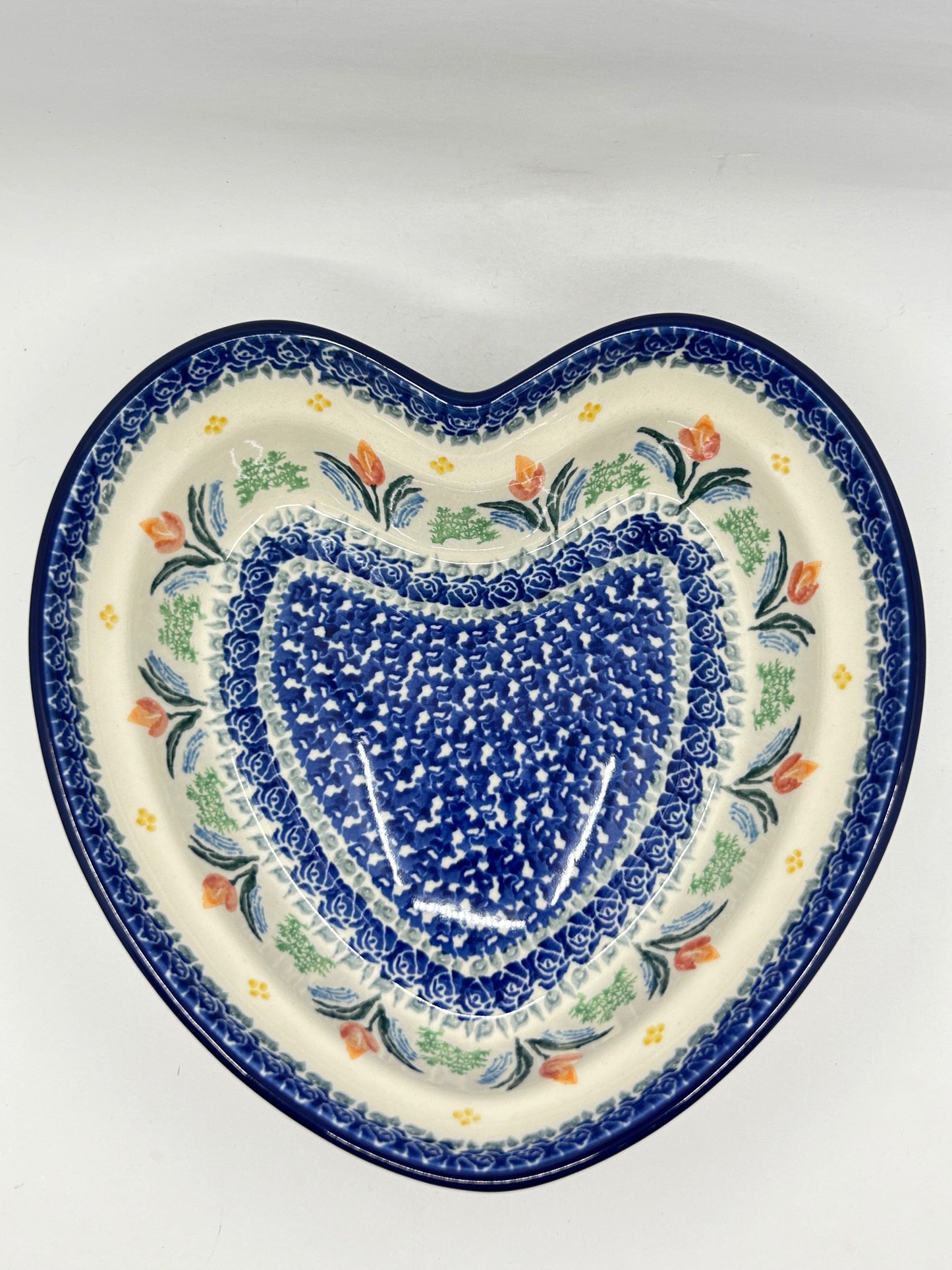 Bowl ~ Heart ~ 8.25 inch ~ 3371X ~ T4*