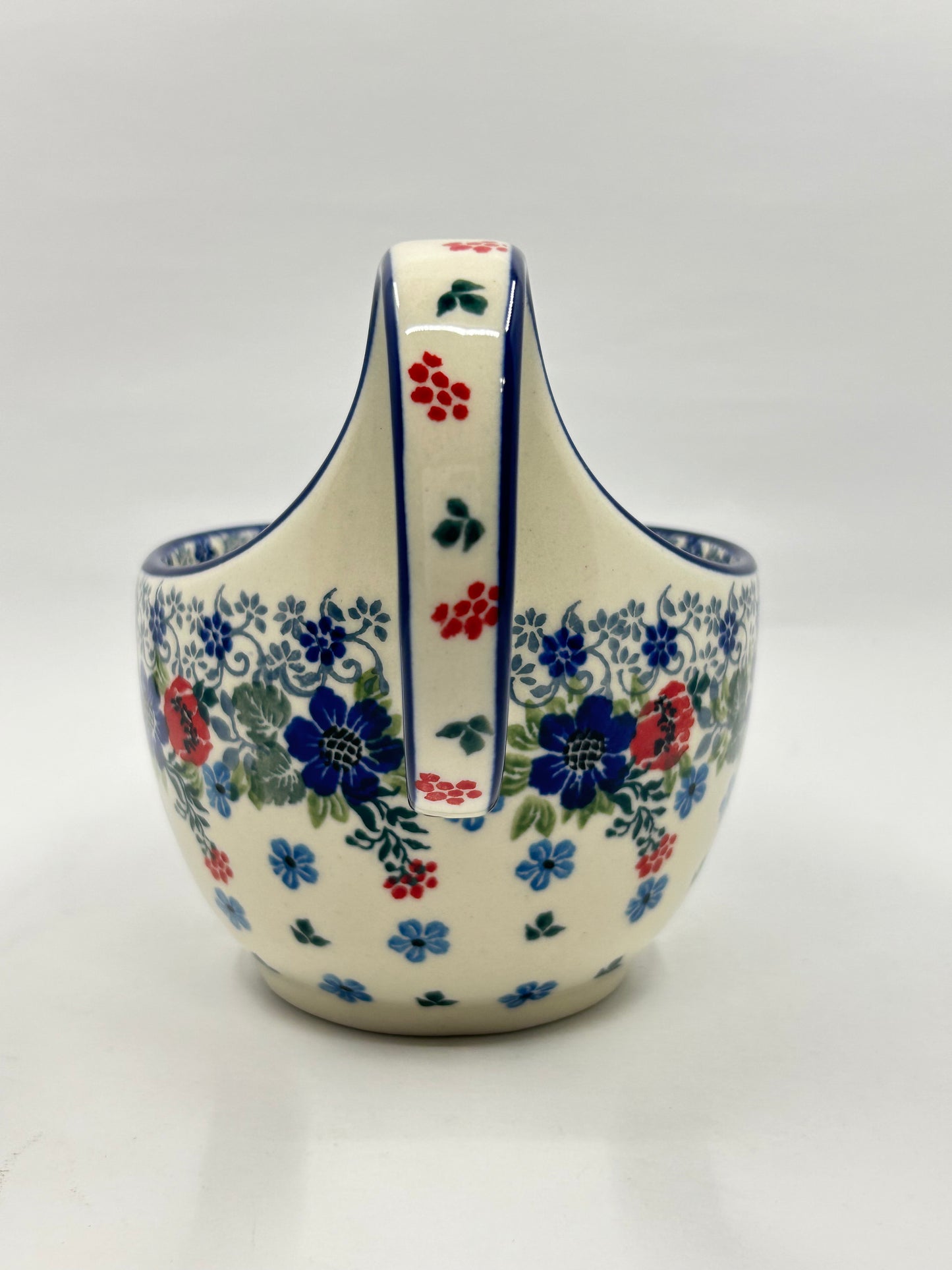 845 ~ Bowl w/ Loop Handle ~ 16 oz ~ 3430X - T4*