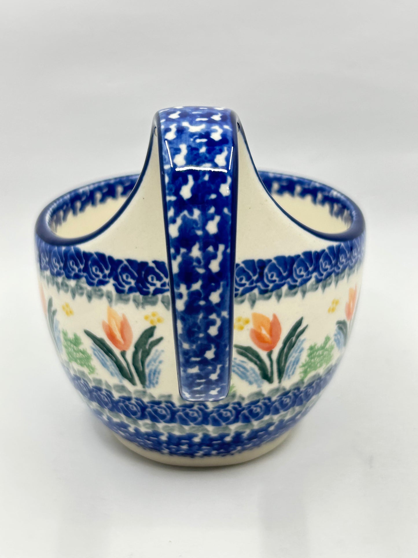 845 ~ Bowl w/ Loop Handle ~ 16 oz ~ 3371X - T4*