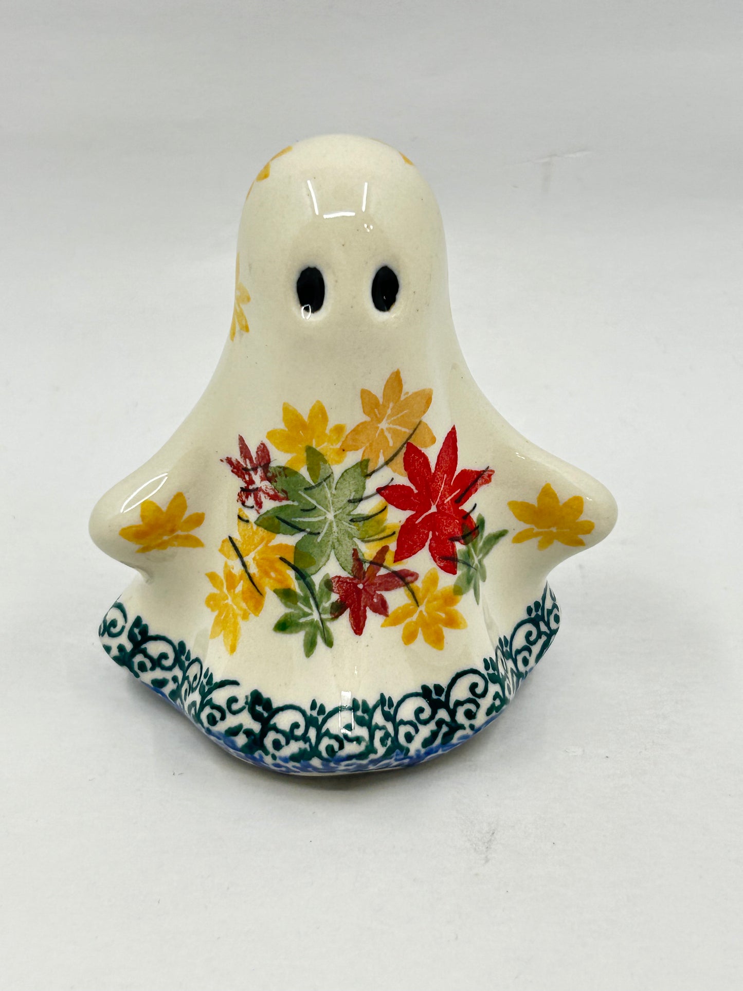 Figurine ~ Ghost ~ 3.5 inch ~ 2533 ~ T4*