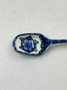 Scoop Spoon ~ Medium ~ 5 inch ~ 0163X - T4