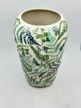 Load image into Gallery viewer, Second Quality Large Vase  - GZ39
