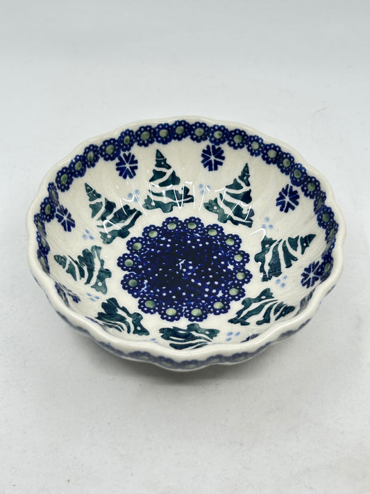 Scalloped Dish - 0U22