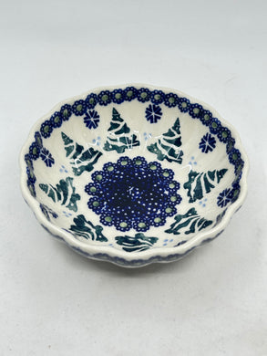 Scalloped Dish - 0U22