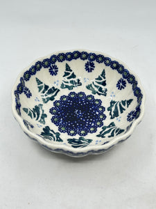 Scalloped Dish - 0U22