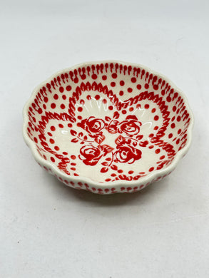 Scalloped Dish - GZ29