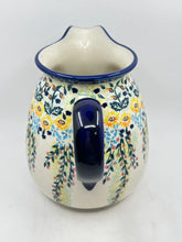 Load image into Gallery viewer, 2 Liter Farm Pitcher - WK80