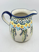 Load image into Gallery viewer, 2 Liter Farm Pitcher - WK80