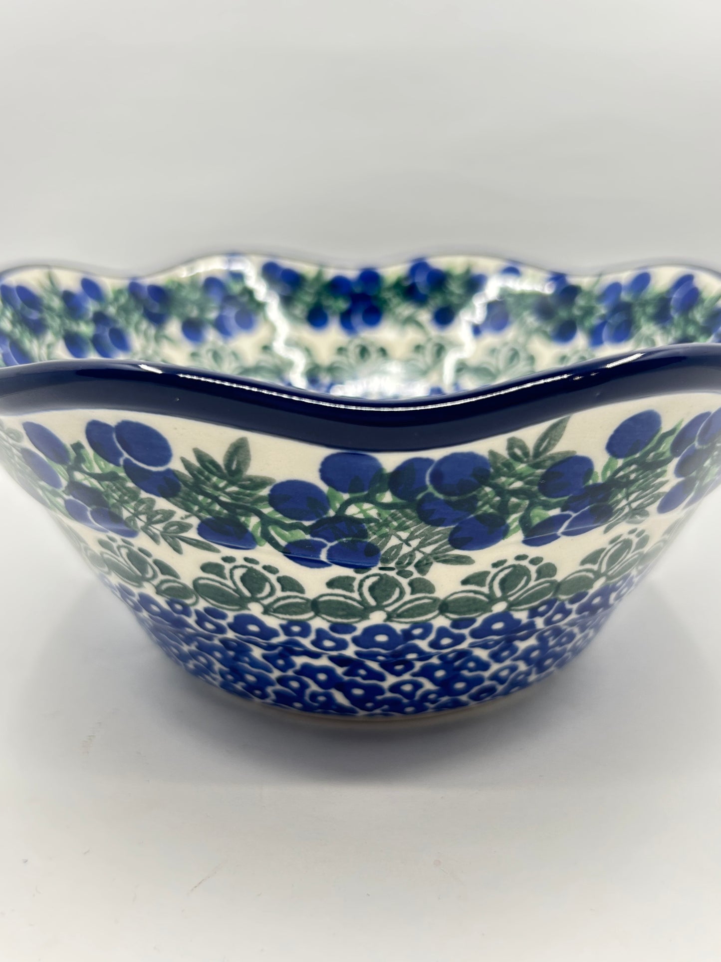 Bowl ~ Wavy Edge ~ Small ~ 8 inch ~ 1413X - T3*