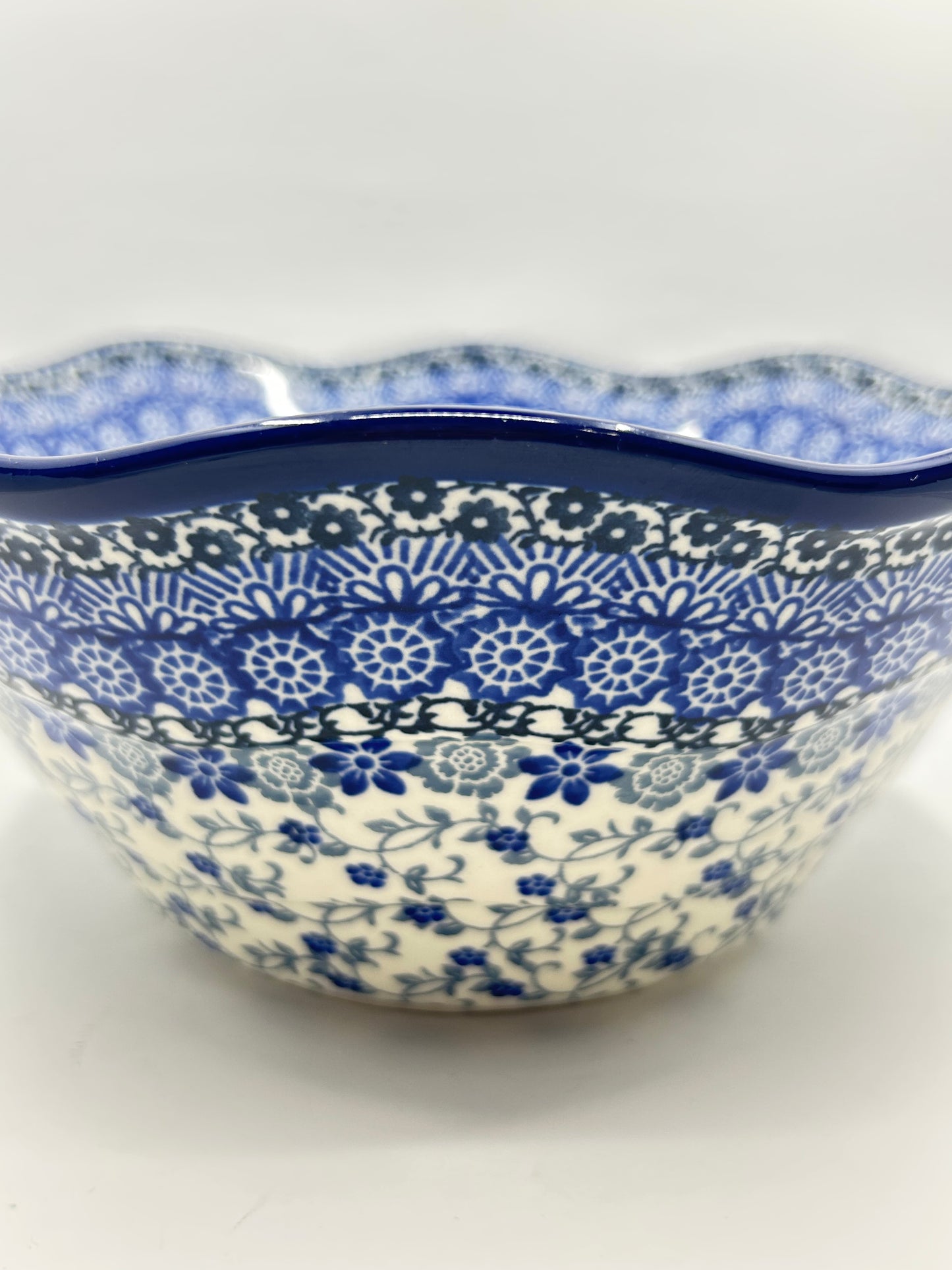 Bowl ~ Wavy Edge ~ Medium ~ 10 inch - 3427X - T4*