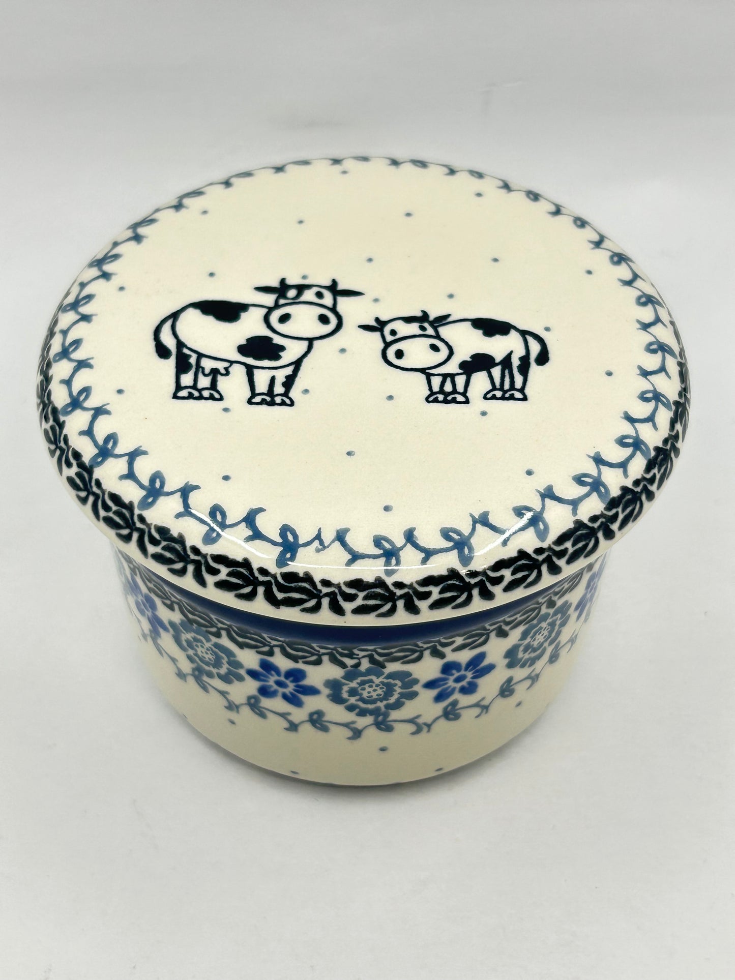 European Butter Dish ~ 3.75W x 3H ~ 2590X - T3*