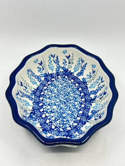 Bowl ~ Oval Fluted ~ 6 x 7.5 inch ~ 3278X ~ T3!