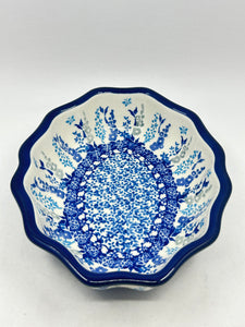 Bowl ~ Oval Fluted ~ 6 x 7.5 inch ~ 3278X ~ T3!
